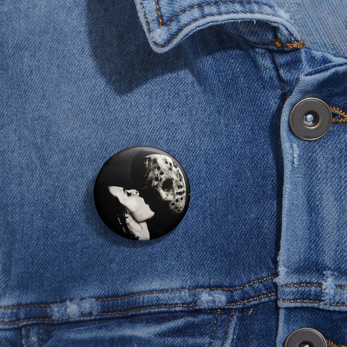 Horror Kiss Moon Skull Lapel Pin 🖤 | Goth Gothic Jason Enamel Pin Button