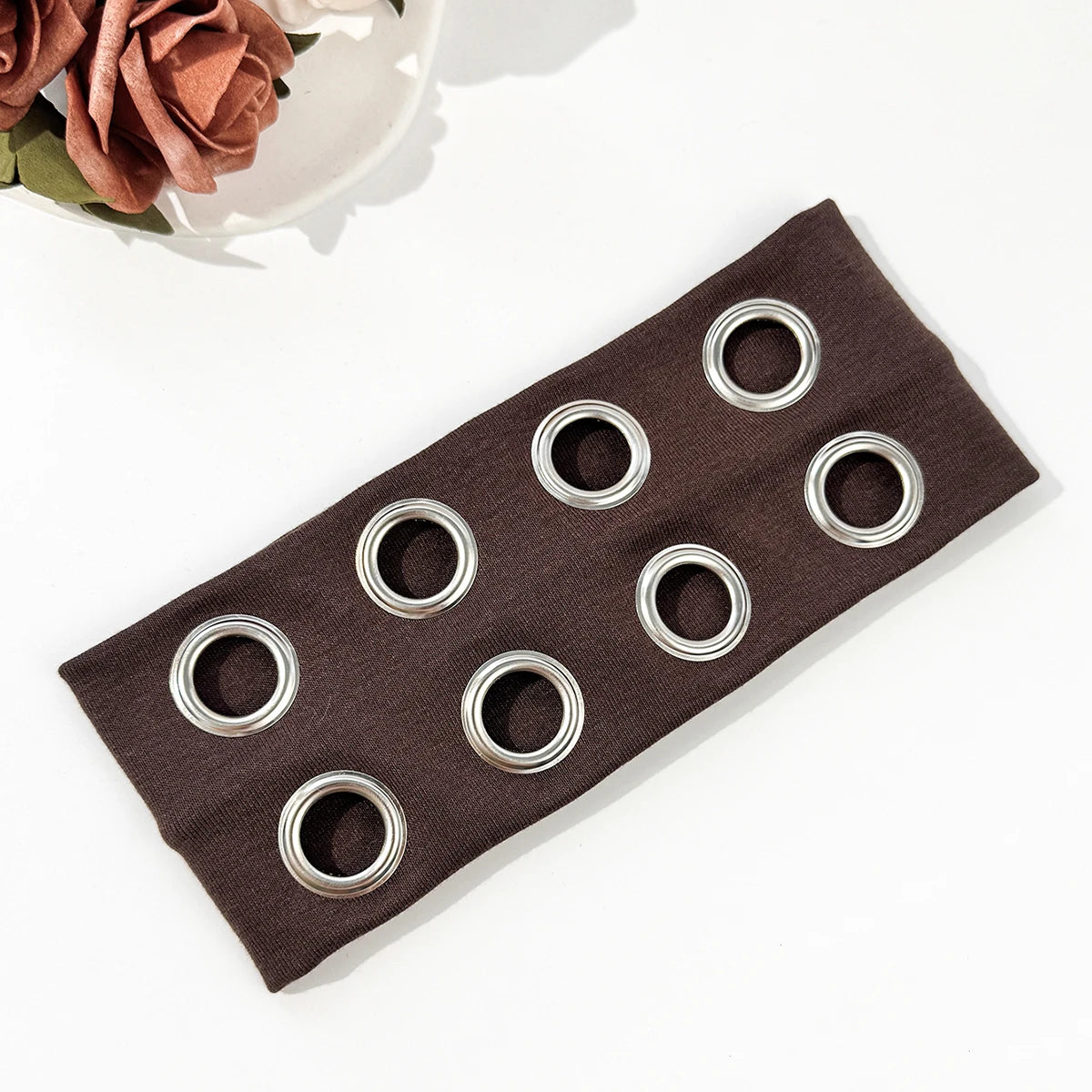 Hip-hop punk style hollowed-out air eye metallic stretch headband for both men and women, music festival rock dark headband