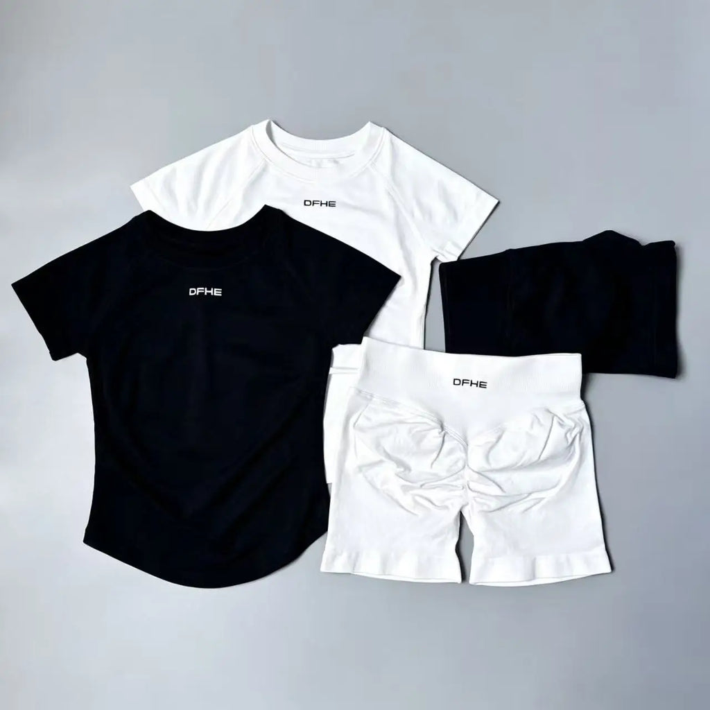 2-Piece Seamless Sports Set 💪🧘‍♀️ | Women's Short Sleeve Yoga Top & High-Waist Shorts Workout Outfit